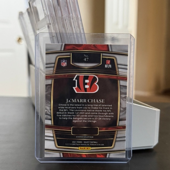 Ja'Marr Chase Select Rookie Card - Picture 2 of 2